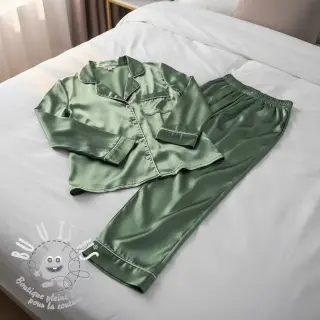 Satin old green