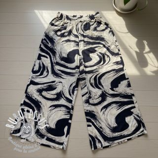 Viscose lin Swirls design B