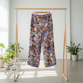 Viscose SATIN Old fashion flowers digital print