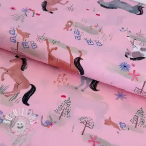 Tissu coton Farm animals BIG light pink digital print