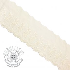 Dentelle Double flower off white