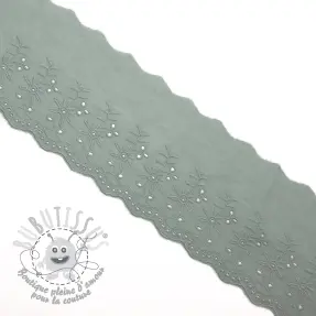 Dentelle Double flower old green