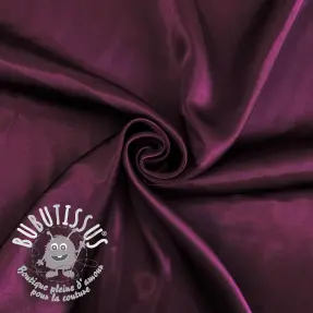 Satin bordeaux