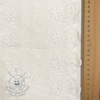 Tissu coton EMBROIDERY Catchy daisy off white