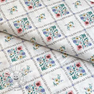 Tissu coton Flowers Tara off white design A digital print